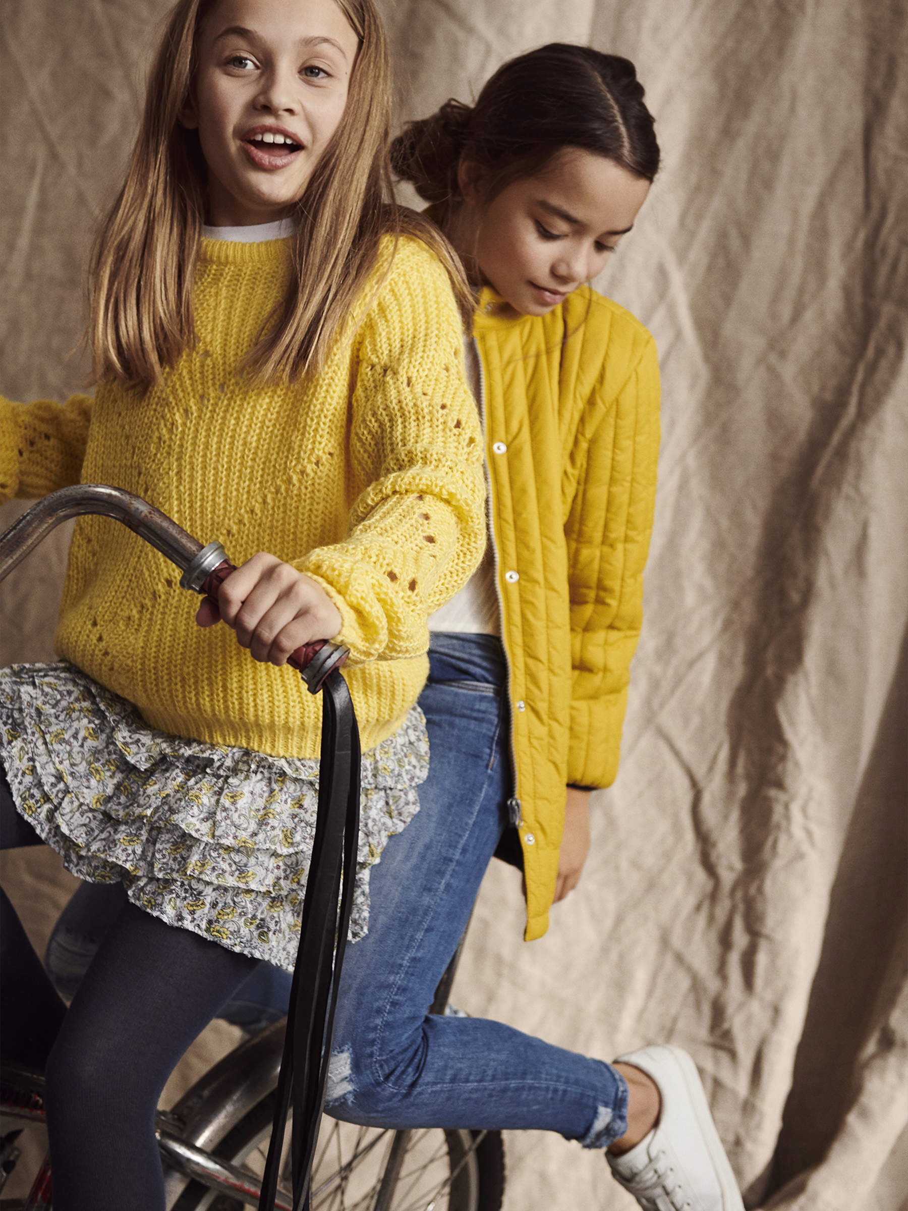 Yellow jumper girls outlet