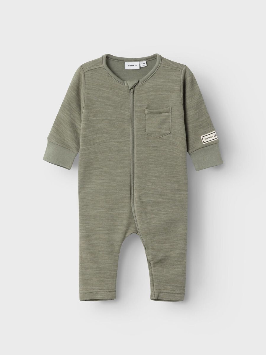 name it LONG SLEEVED NIGHTSUIT, Vetiver, highres - 13214515_Vetiver_003.jpg