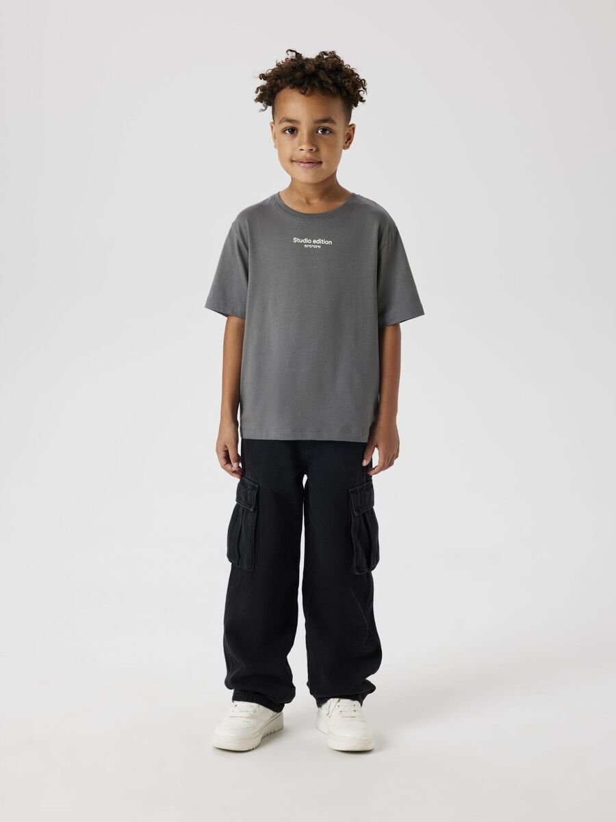 name it REGULAR FIT T-SHIRT, Lava Smoke, highres - 13236526_LavaSmoke_1148823_007.jpg
