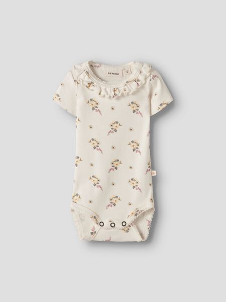 name it SHORT SLEEVED ROMPER, Coconut Milk, highres - 13255701_CoconutMilk_1266477_003.jpg