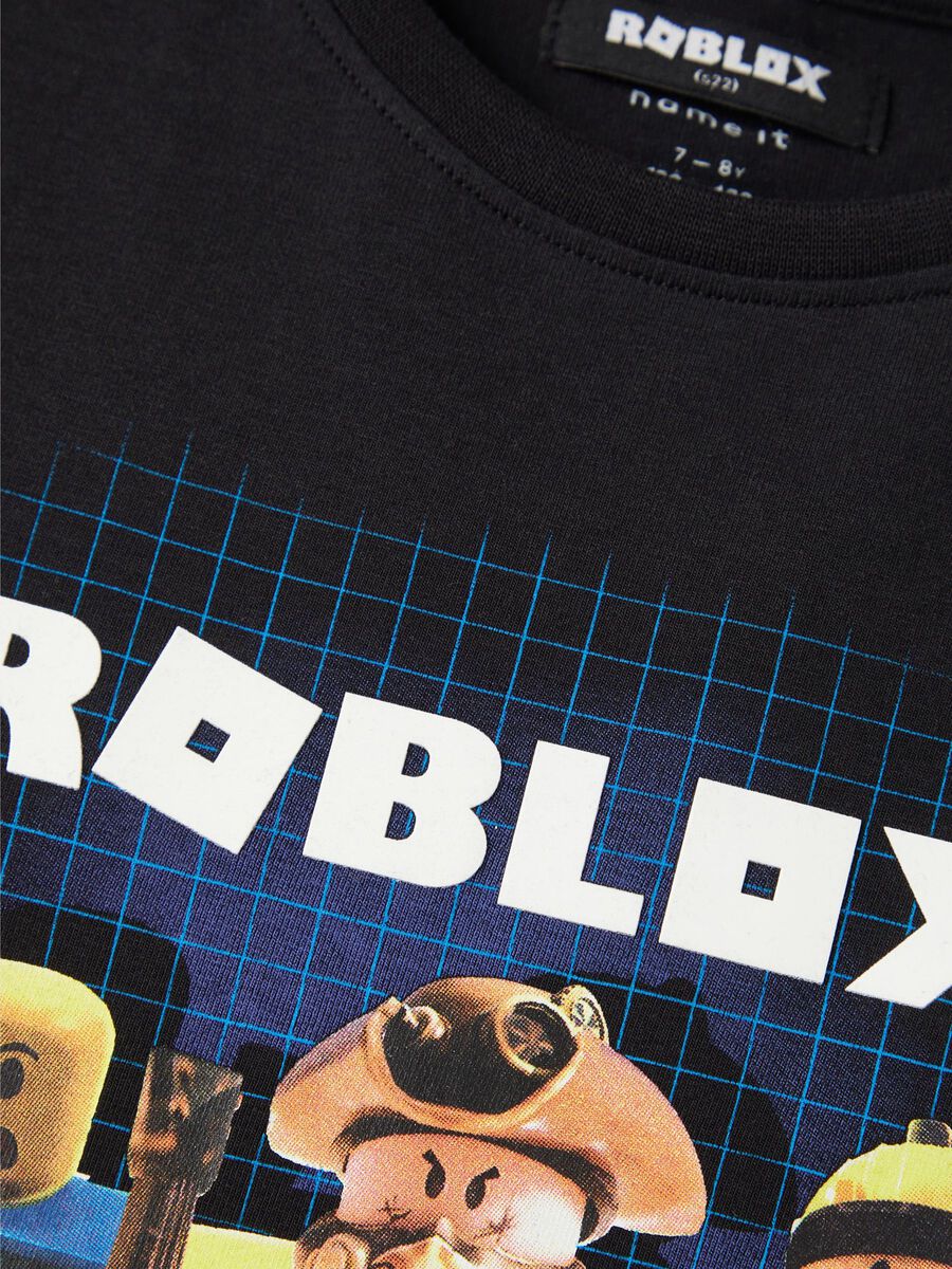 Dark Sapphire Roblox T-shirt - Name it →