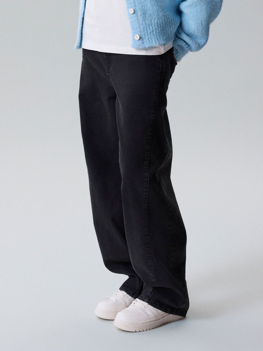 Product carousel image 1 BALLOON FIT JEANS, Black