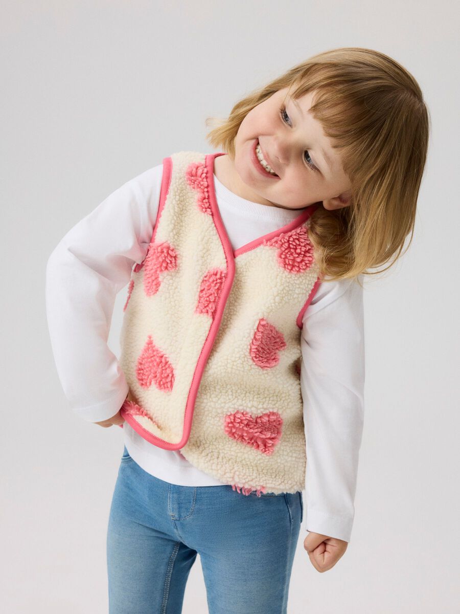 Product carousel image 1 TEDDY VEST, Antique White