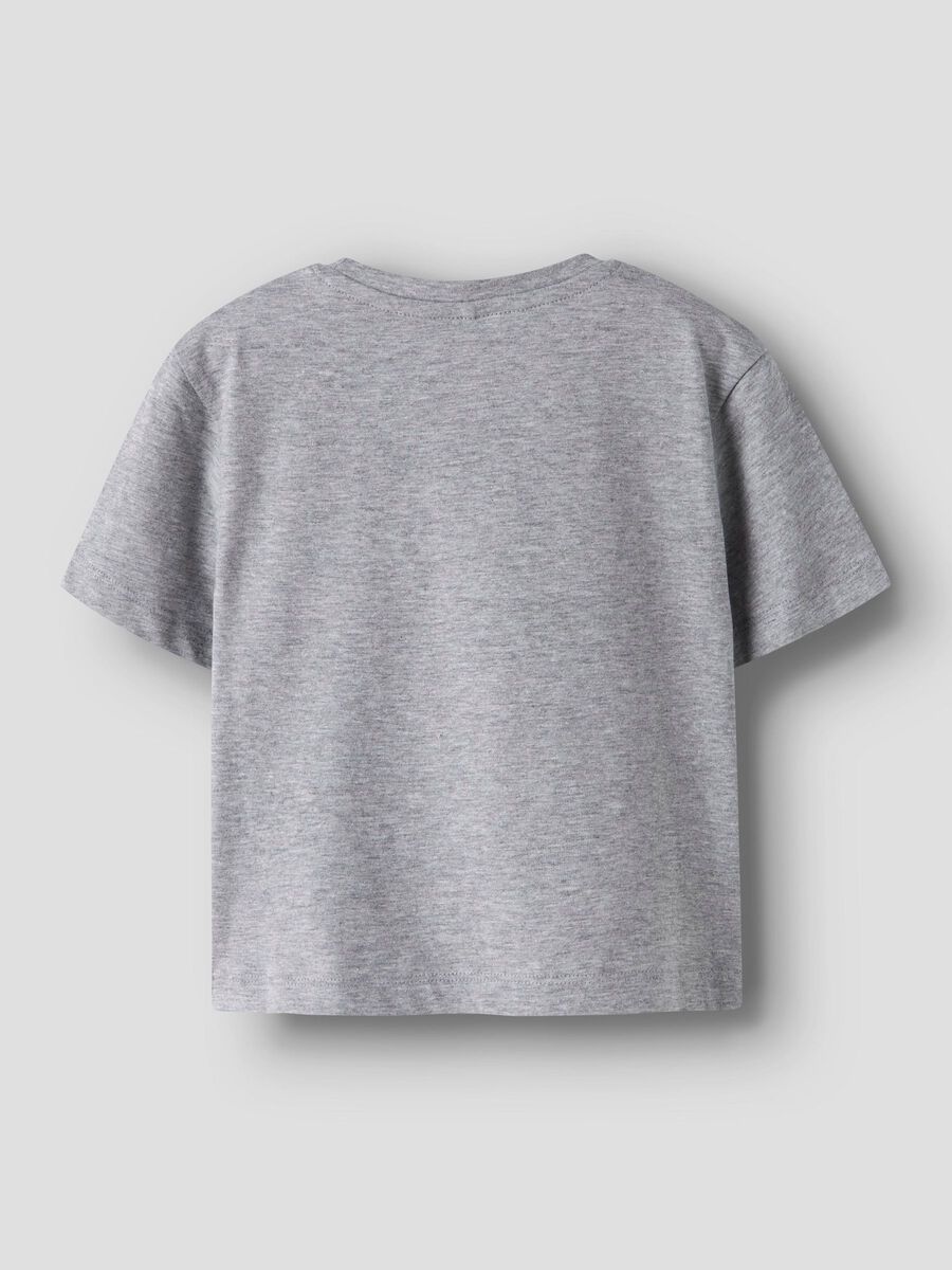 name it REGULARNY KRÓJ T-SHIRT, Grey Melange, highres - 13241600_GreyMelange_1228811_002.jpg