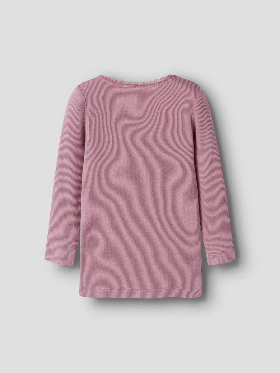 Carousel image - BASIC TOP MET LANGE MOUWEN, Lilas | 2