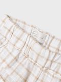 name it REGULAR FIT SHORTS, Bright White, highres - 13242315_BrightWhite_005.jpg