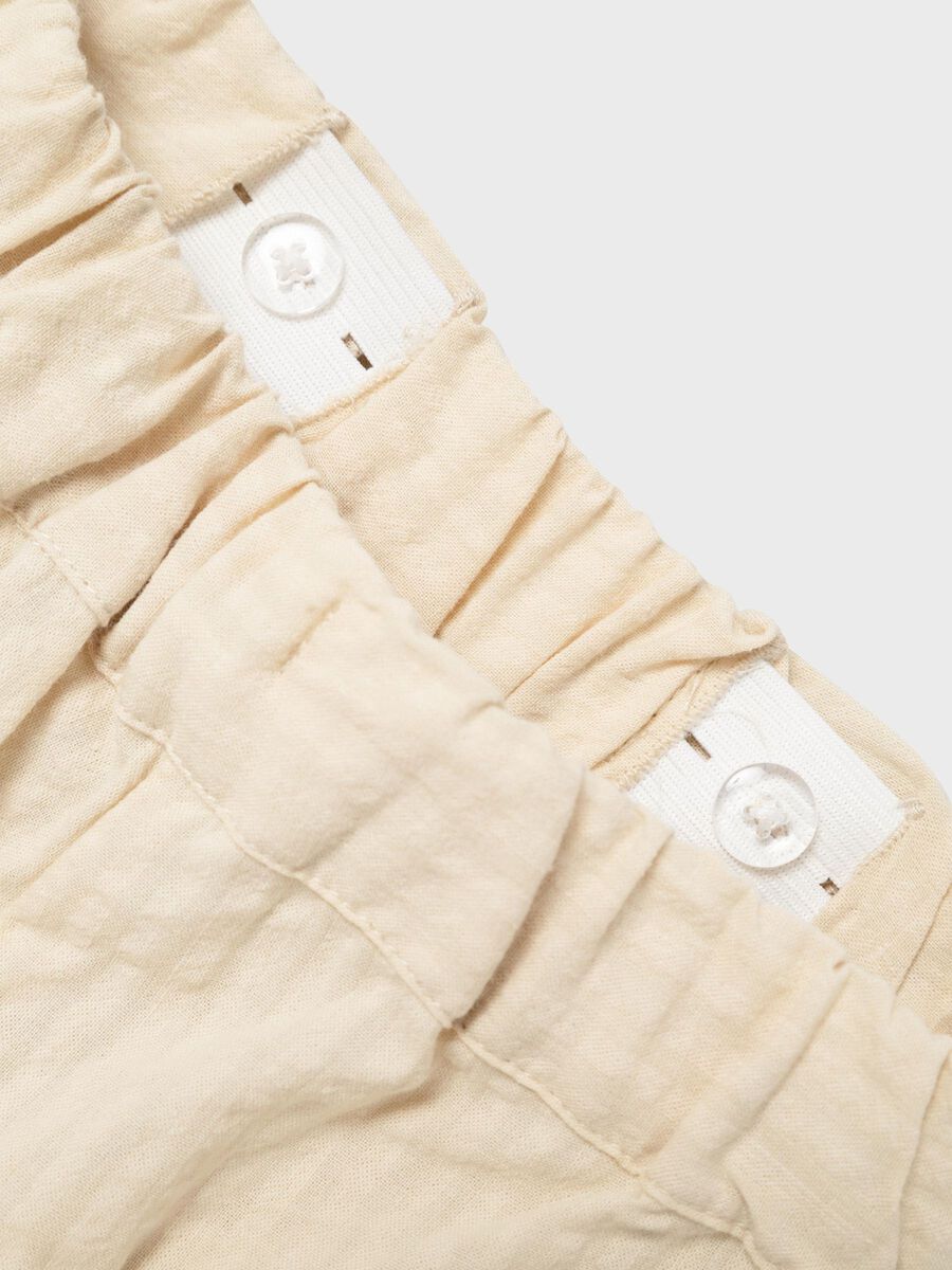 Carousel image 4 LOOSE FIT SHORTS, Bleached Sand