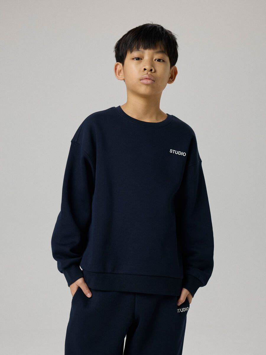 Product carousel image 1 OVERSIZE FIT SWEATSHIRT, Dark Sapphire