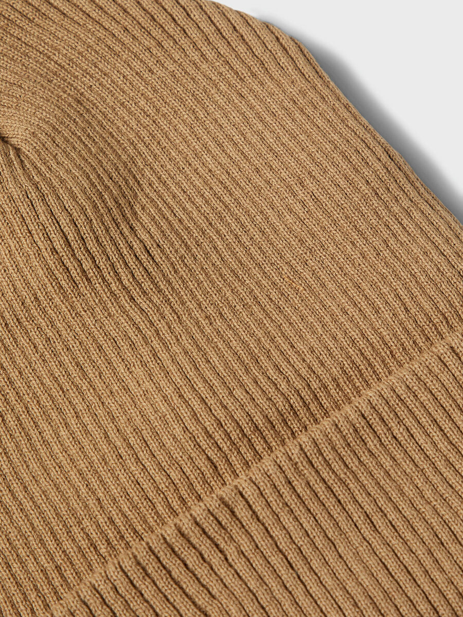 Carousel image - KNITTED BEANIE, Tigers Eye | 3