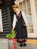 name it BRODERAD SKJORTA, Bright White, highres - 13213109_BrightWhite_1031109_007.jpg