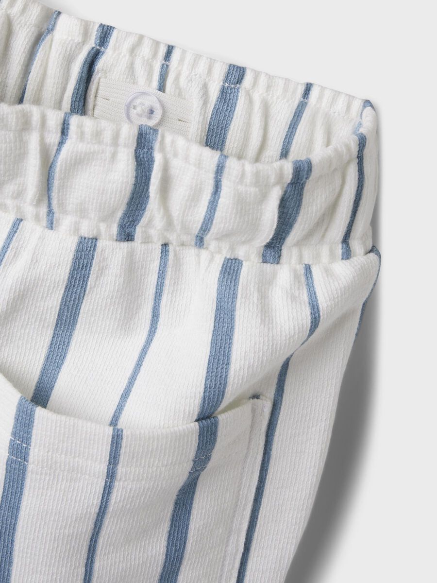 name it ORGANIC COTTON SHORTS, White Alyssum, highres - 13247463_WhiteAlyssum_1215894_005.jpg