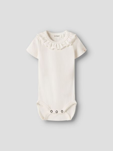 name it SHORT SLEEVED ROMPER, Coconut Milk, highres - 13255708_CoconutMilk_003.jpg