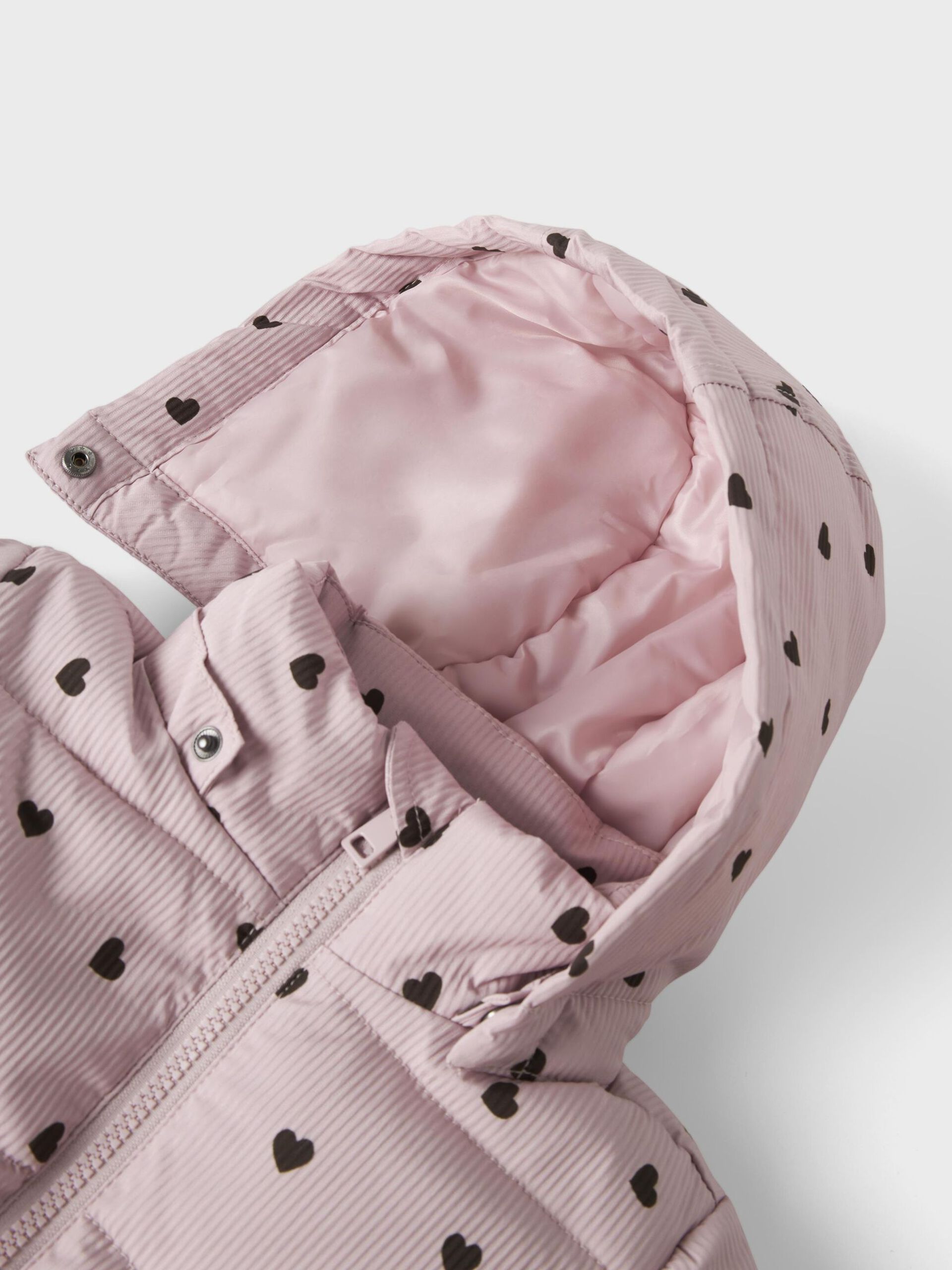 Carousel image - HEART PUFFER JACKET, Violet Ice | 5
