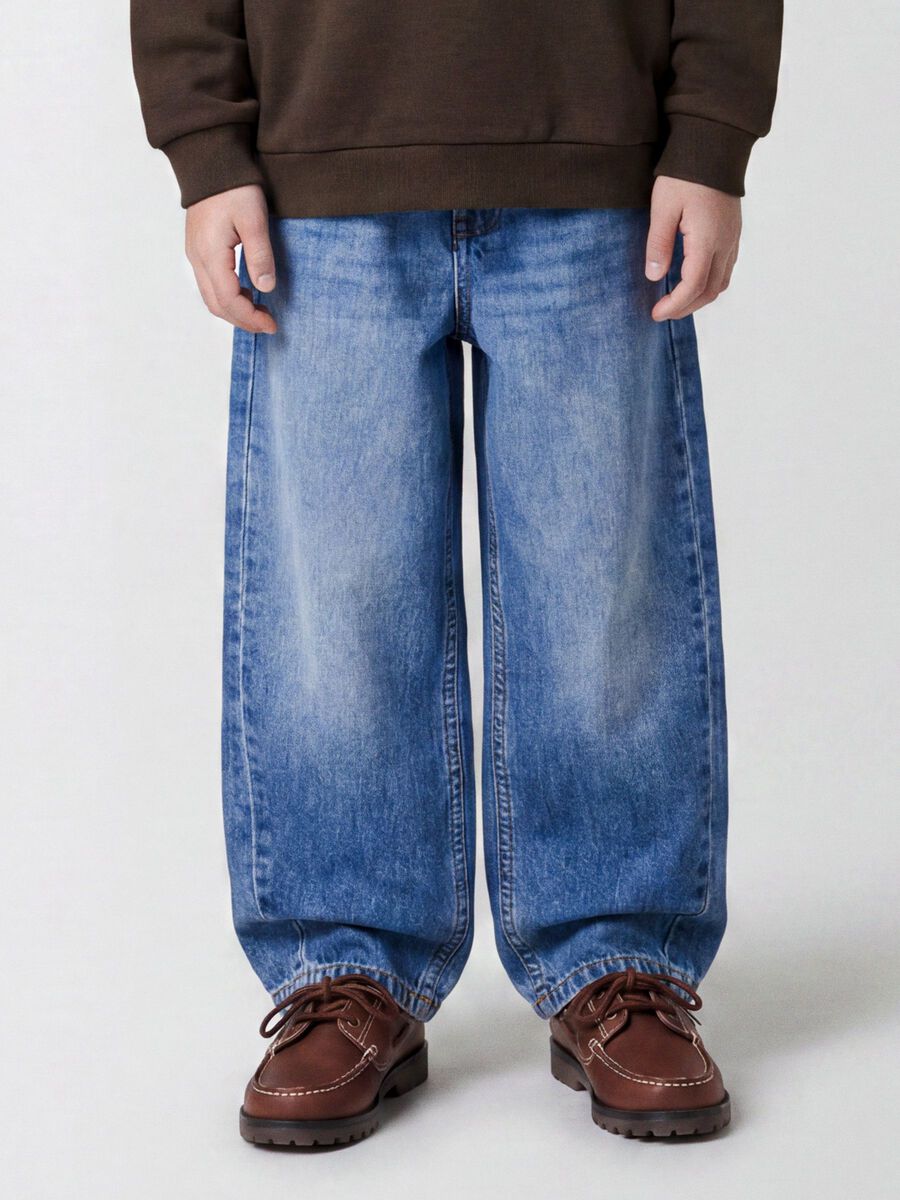 Product carousel image 1 TAPERED FIT JEANS, Medium Blue Denim