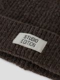Product image thumbnail 3 BAGDE DETAIL BEANIE, Seal Brown