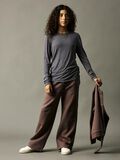 name it CORTE REGULAR PANTALONES, Peppercorn, highres - 13239545_Peppercorn_008.jpg