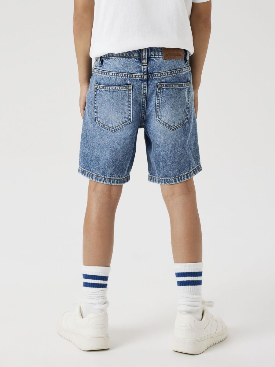 name it LOOSE FIT DENIM SHORTS, Medium Blue Denim, highres - 13225800_MediumBlueDenim_1169877_007.jpg