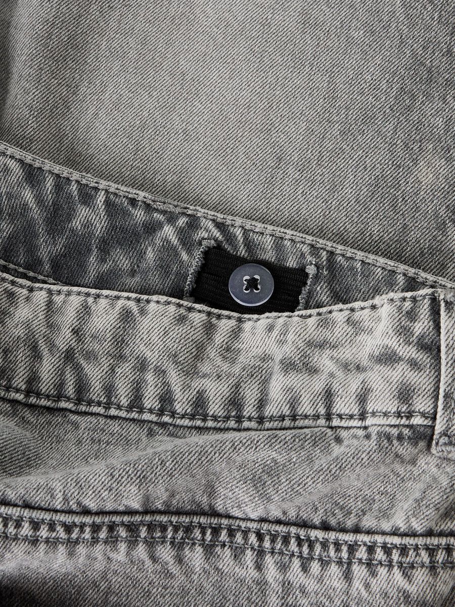 Carousel image 4 WIDE FIT JEANS, Light Grey Denim