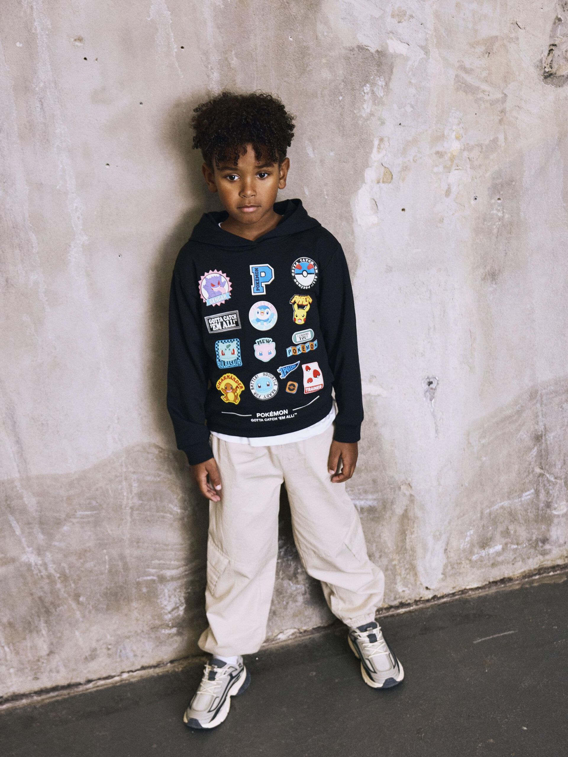 Carousel image - POKEMON BLUZA Z KAPTUREM, Black | 3
