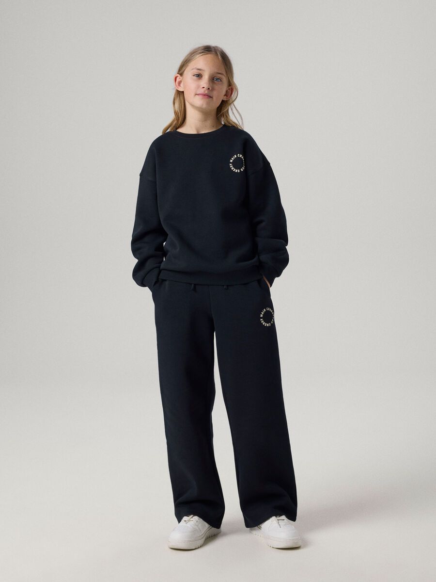 Product carousel image 2 YLISUUREN MALLINEN SVETARI, Black