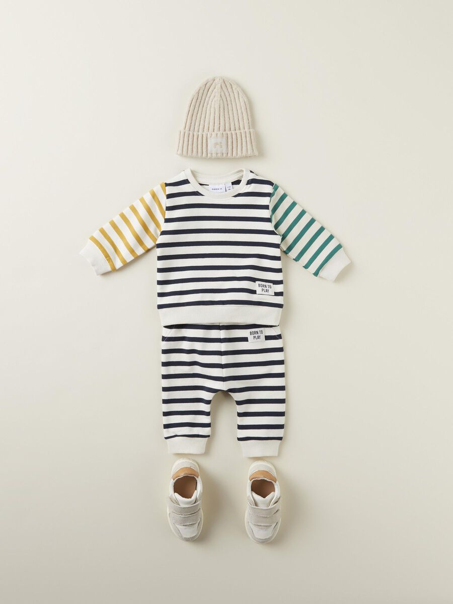 name it STRIPED SWEAT PANTS, Dark Sapphire, highres - 13231593_DarkSapphire_008.jpg