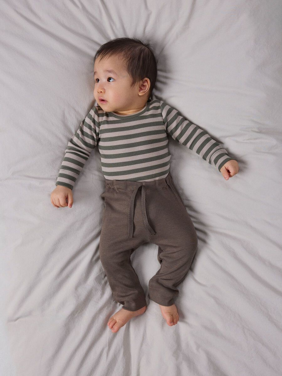 Product carousel image - PUNTO ACANALADO PANTALONES, Morel | 1