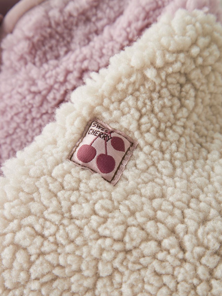 Carousel image 3 TEDDY JACKE, Violet Ice