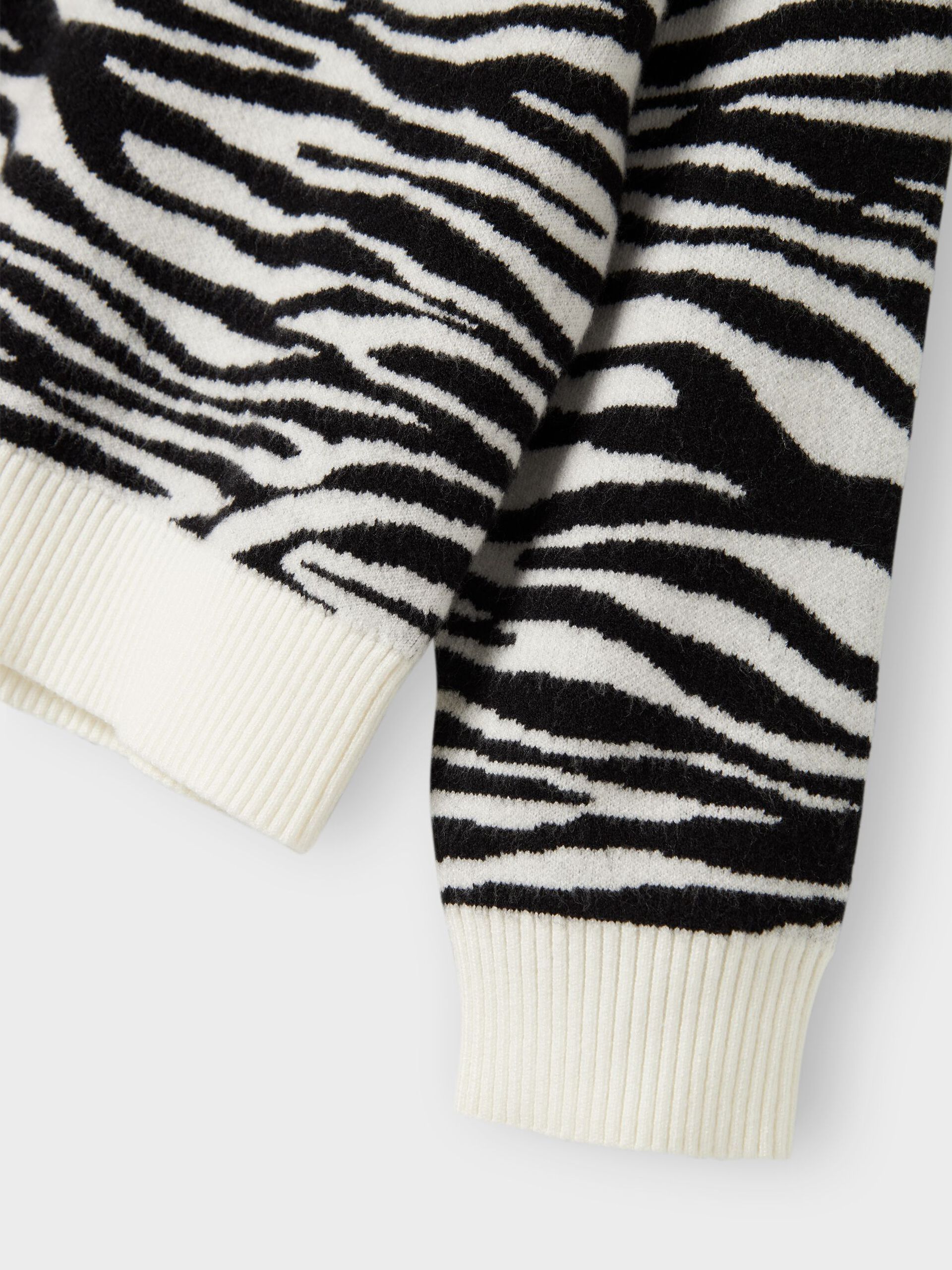 Carousel image - OVERSIZED KNITTED PULLOVER, Black | 3