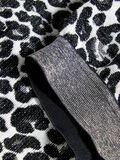 Name it LEOPARDENMUSTER JACQUARD ROCK, Black, highres - 13170305_Black_006.jpg